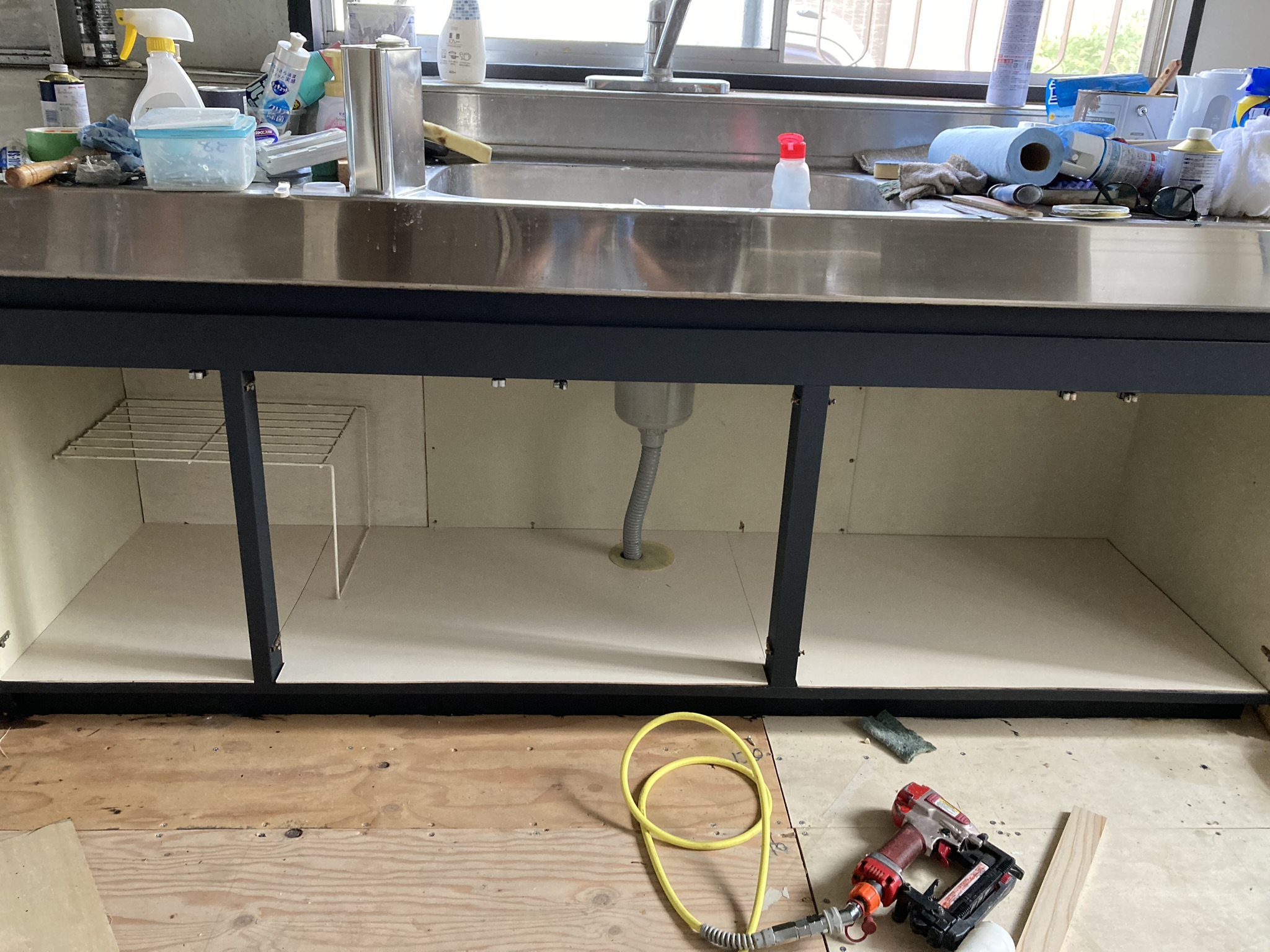 キッチン床面張替え